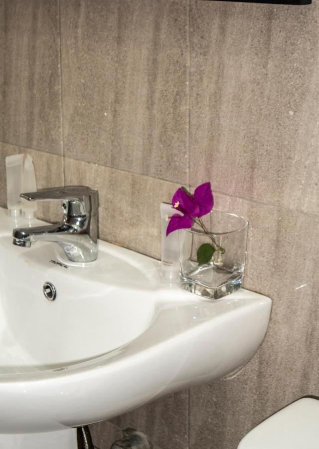 Adenta Kislas Luxury Hotel מראה חיצוני תמונה